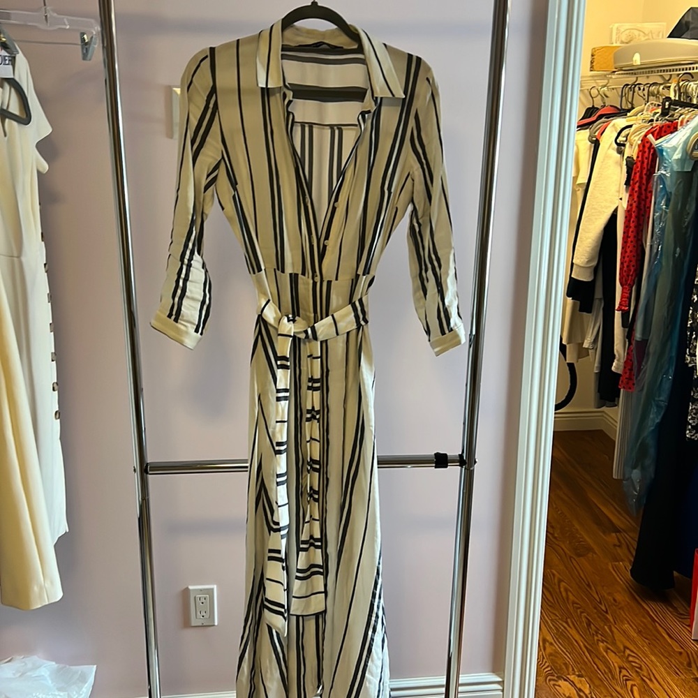 Zara button down dress with belt size small